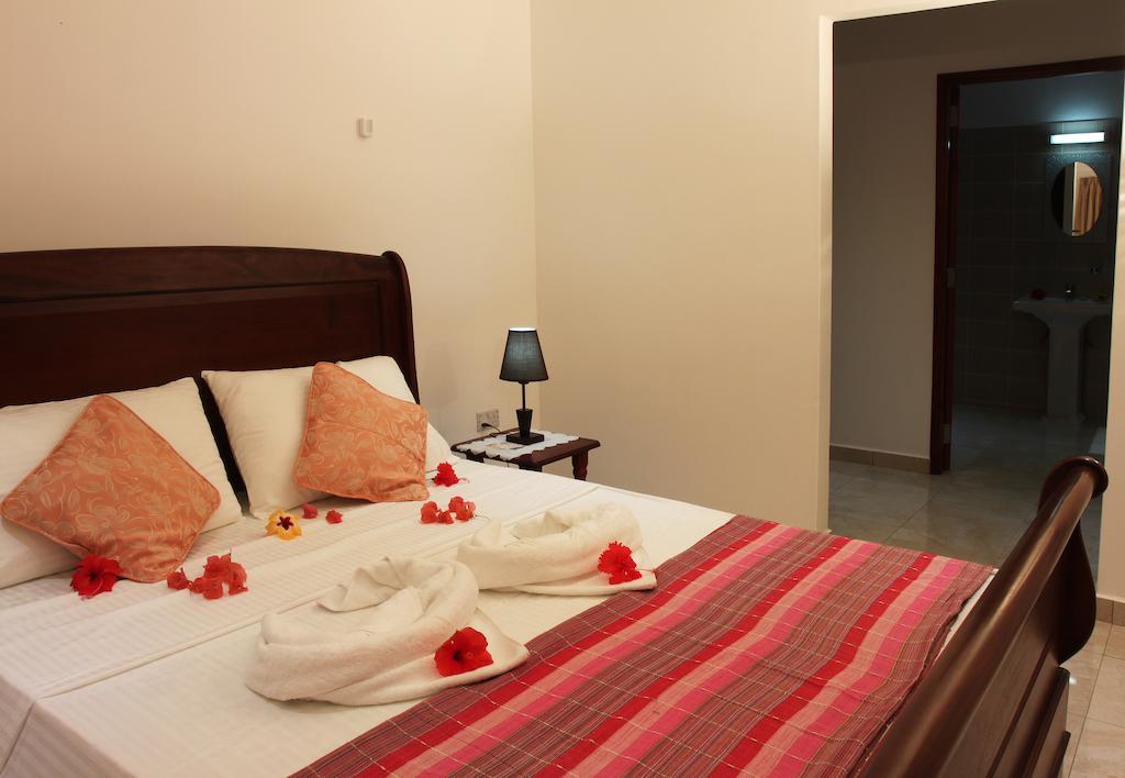 Coco Blanche Appartement Anse Royale Buitenkant foto