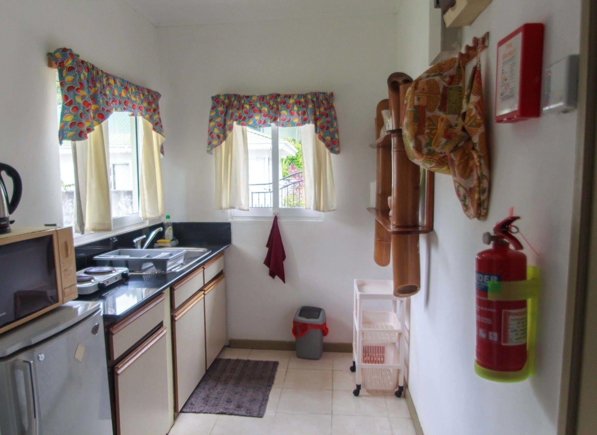 Coco Blanche Appartement Anse Royale Buitenkant foto