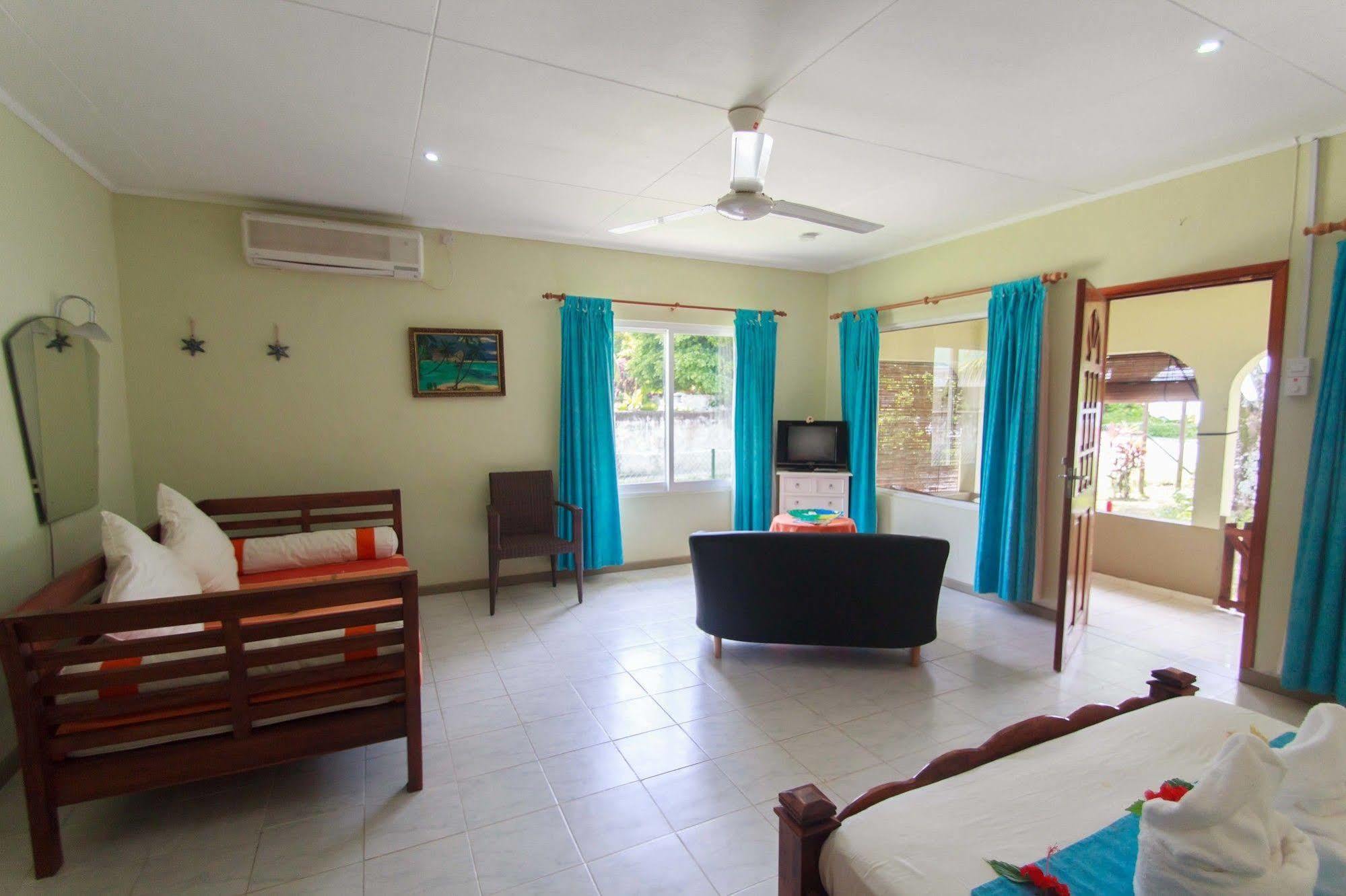 Coco Blanche Appartement Anse Royale Buitenkant foto