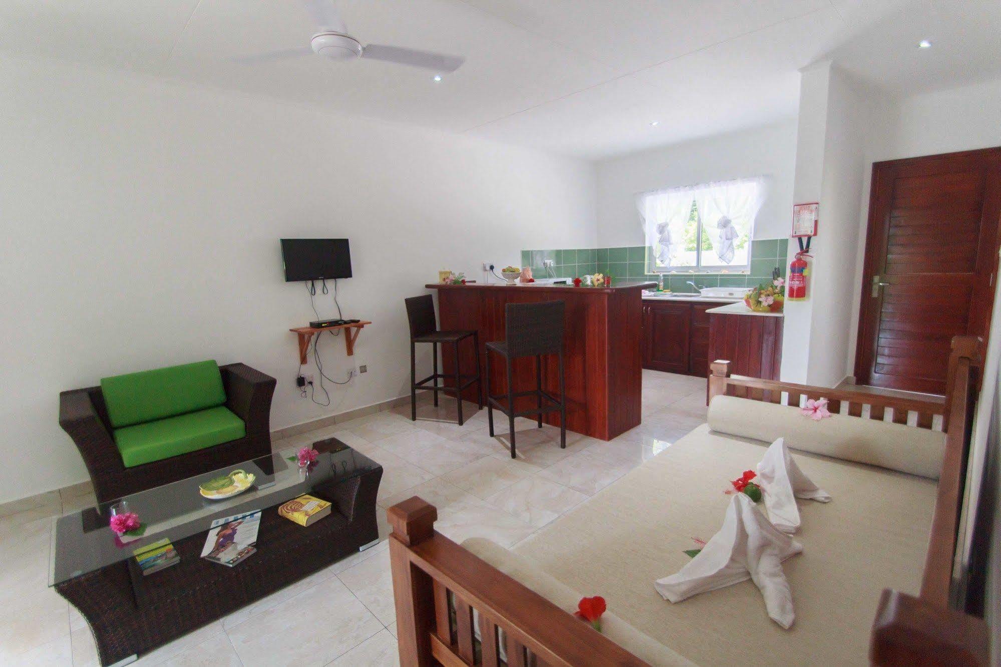 Coco Blanche Appartement Anse Royale Buitenkant foto