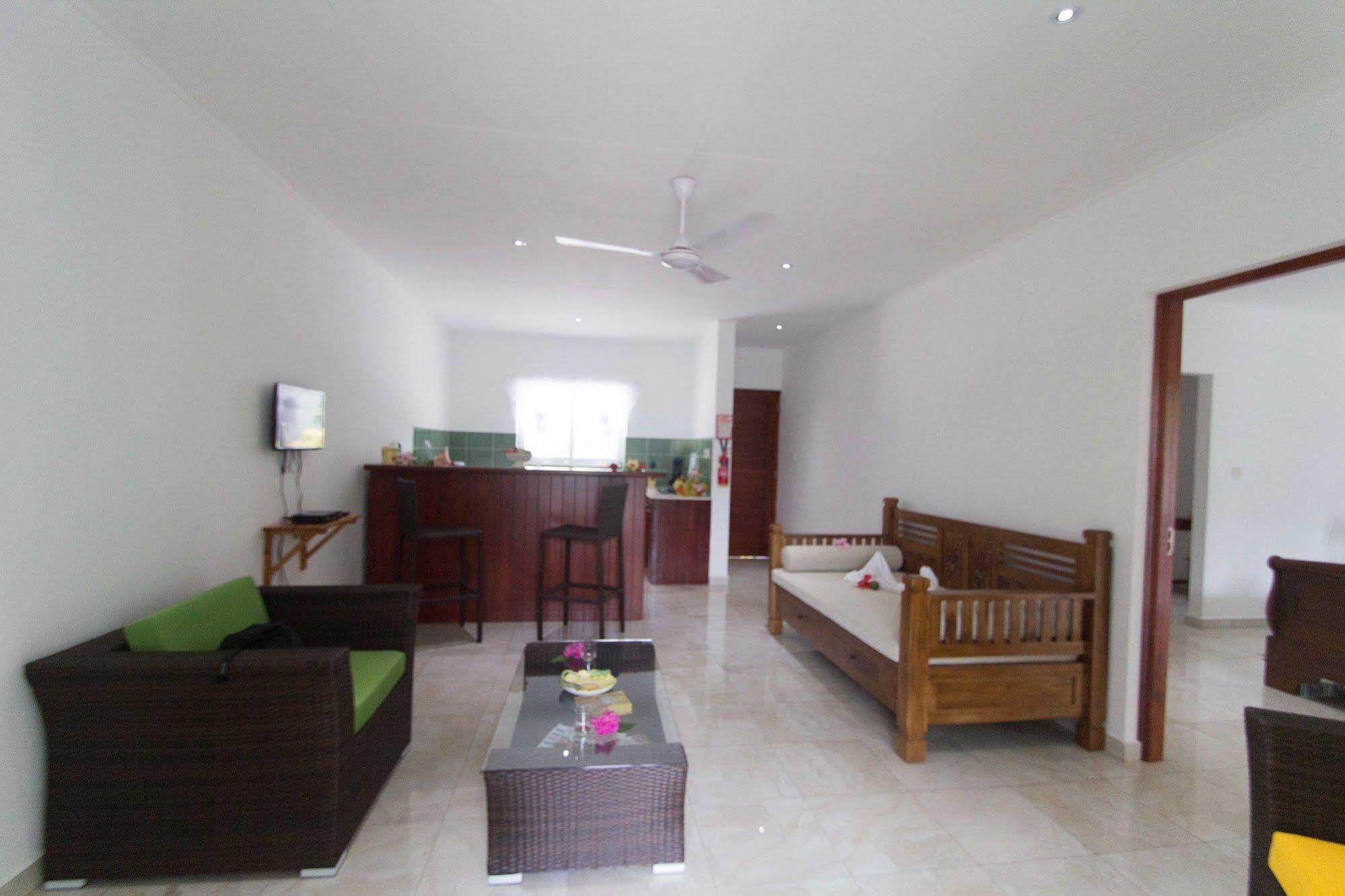 Coco Blanche Appartement Anse Royale Buitenkant foto